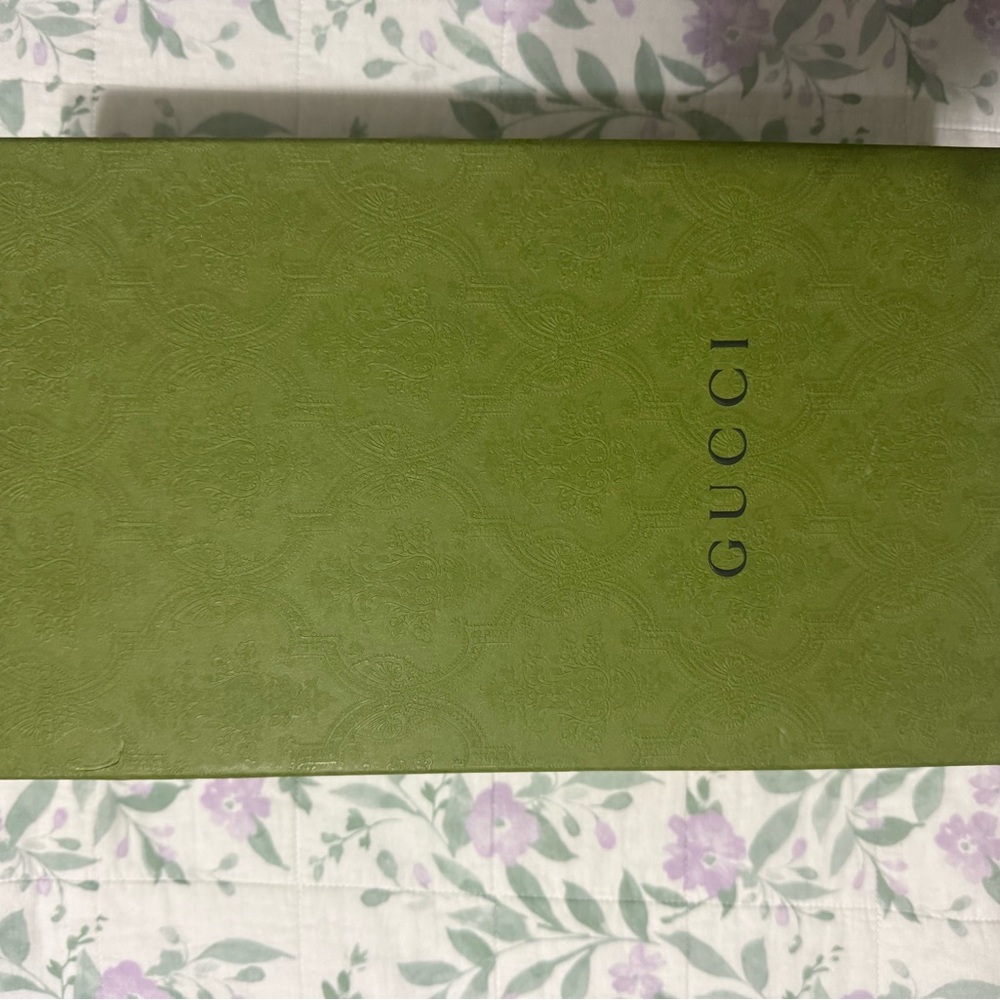 Gucci Beige Platform Sneakers - Picture 4 of 5